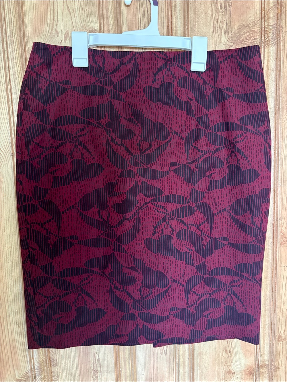 Ann Taylor Pink Patterned Pencil Skirt